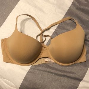 38 D Victoria’s Secret No Slip Demi Bra in Nude